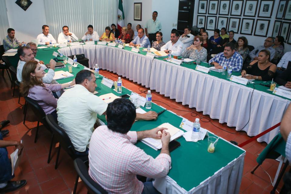 04Bahía PAGA ACTUAL TRIENIO, LAUDOS HEREDADOS DESDE 2004… Hay voluntad de liquidar laudos, pero no dinero