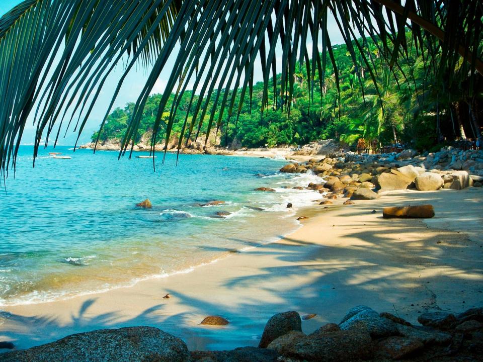04y05Bahía (6) Tiene Nayarit nueve playas certificadas bajo la NOM
