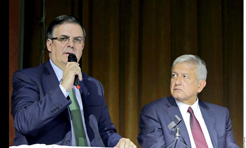 04y05Bahía Tema del Día (4) Hace AMLO primer ajuste: Marcelo Ebrard a Cancillería