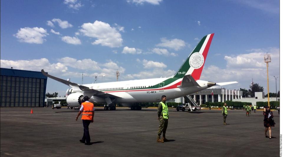 10y11Bahía03 Falla por primera vez el avión presidencial