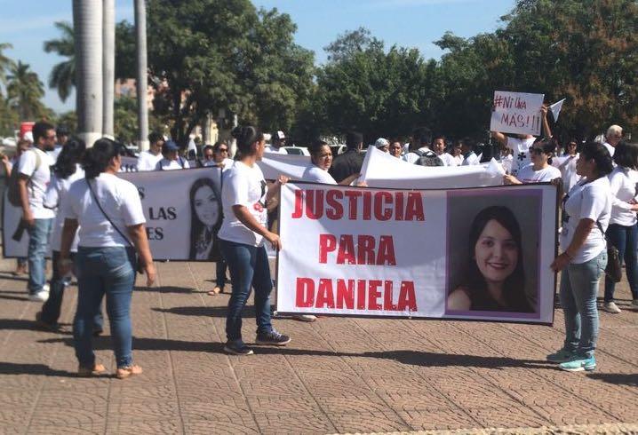 12y13Bahía01 CRÓNICA DE UN BRUTAL FEMINICIDIO… Antes de matarla, escondieron a Daniela en San José del Valle