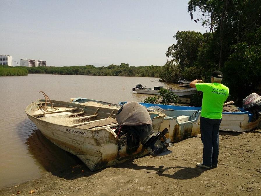 14y15Bahía (1) Atienden Profepa Jalisco, reporte de tortuga destazada, en el río Ameca
