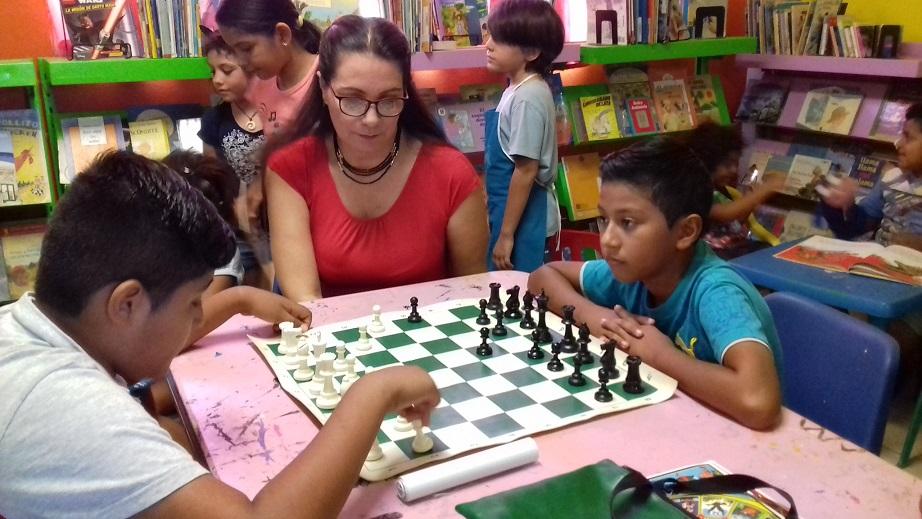 14y15Bahía (7) Inicia DIF, cursos para que niños aprendan jugando