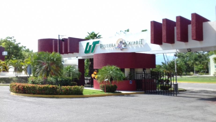 16y17Bahía (6) Aún hay espacios para estudiar en la UT