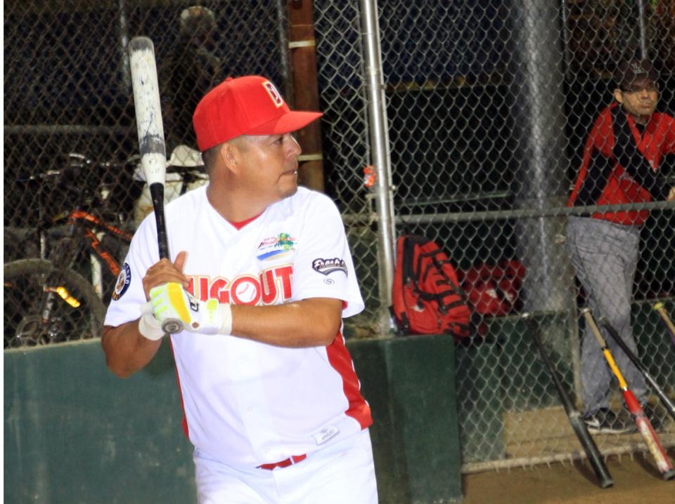 26y27Deportes (1) SOFTBOL DE TERCERA… Dugout se lleva el triunfo