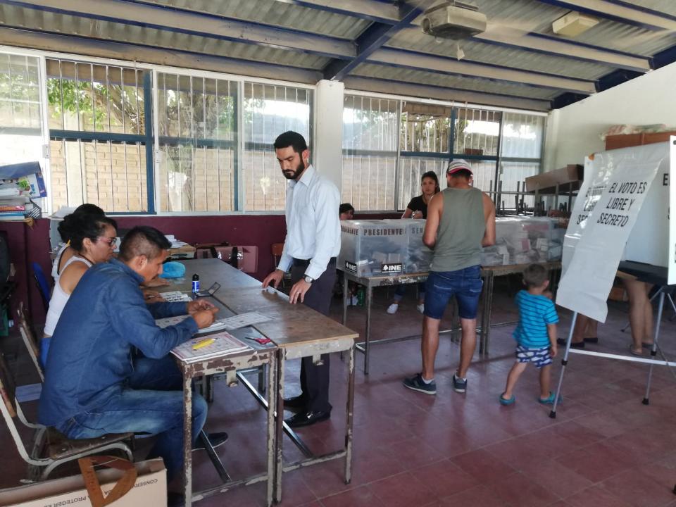 FOTOS BRENDA (5) Motivados los pitillalenses de votar, pero decepcionados por la tardanza de colocación de casillas