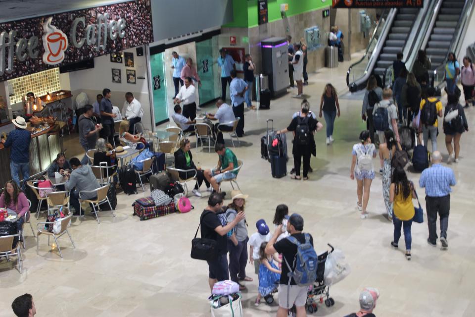 brenda 08 nota c Van más de 2 millones 600 mil pasajeros en el Aeropuerto de PV