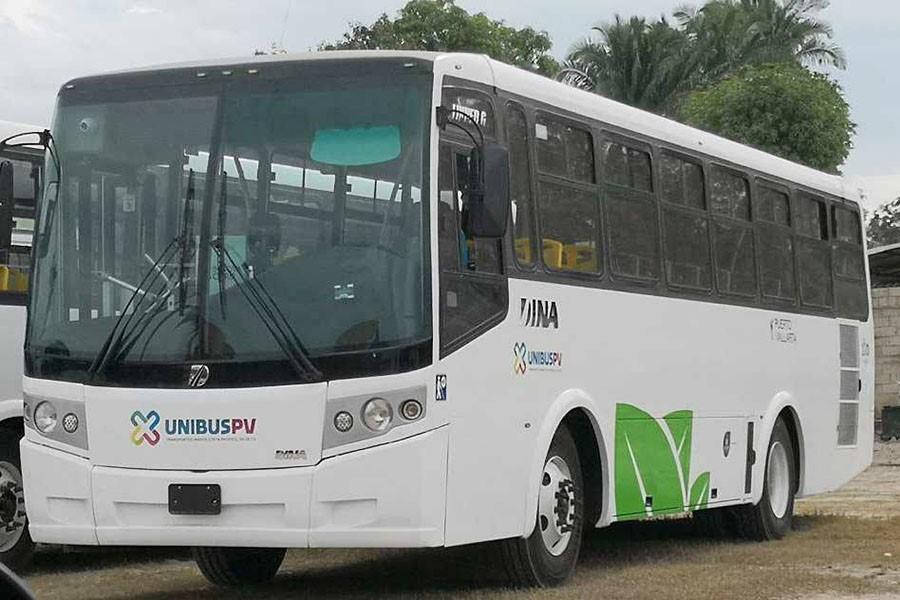 04y05Bahía (1) Consideran camioneros dificultades económicas de la nueva empresa