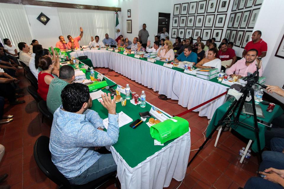 04y05Bahía (1) Tienen 15 días para responder, ante posible suspensión al alcalde y ediles