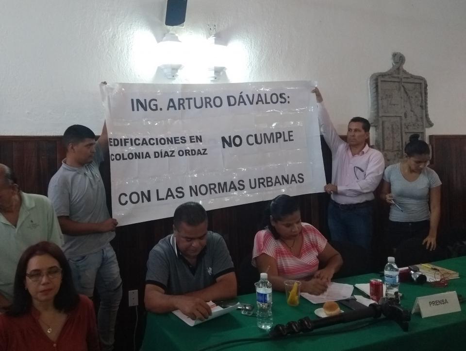 04y05Bahía (2) Sesión de manifestaciones y un merecido reconocimiento