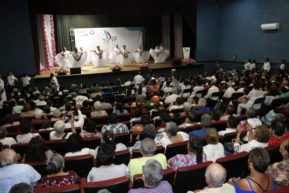 04y05Bahía (5) Crecerán a 16% adultos mayores