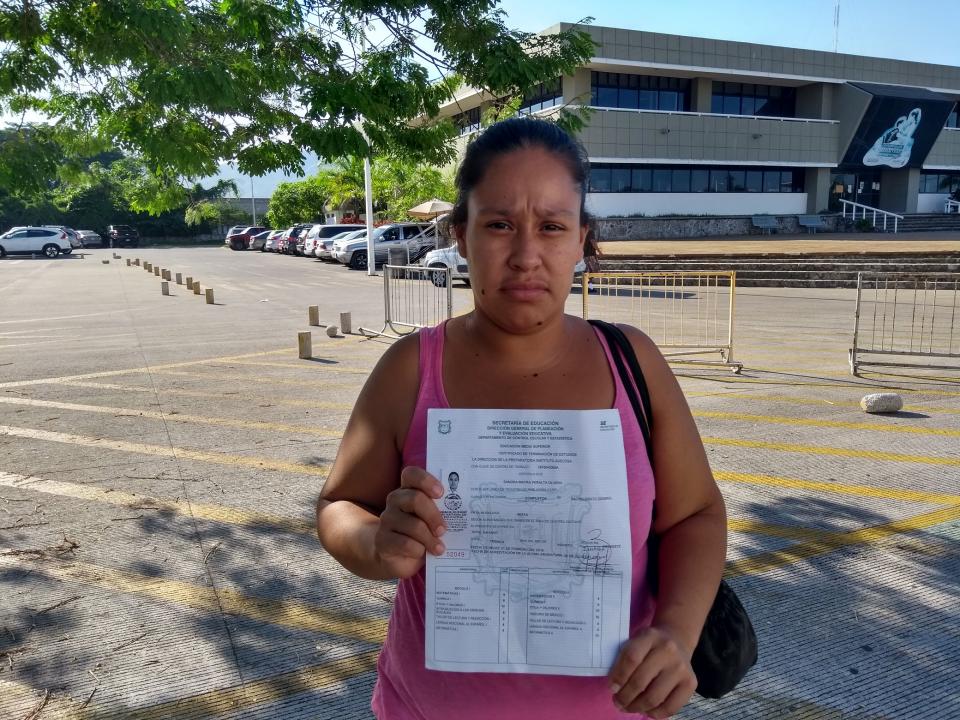 18y19Bahía (2) Denuncian emisión de certificados falsos; escuela se defiende