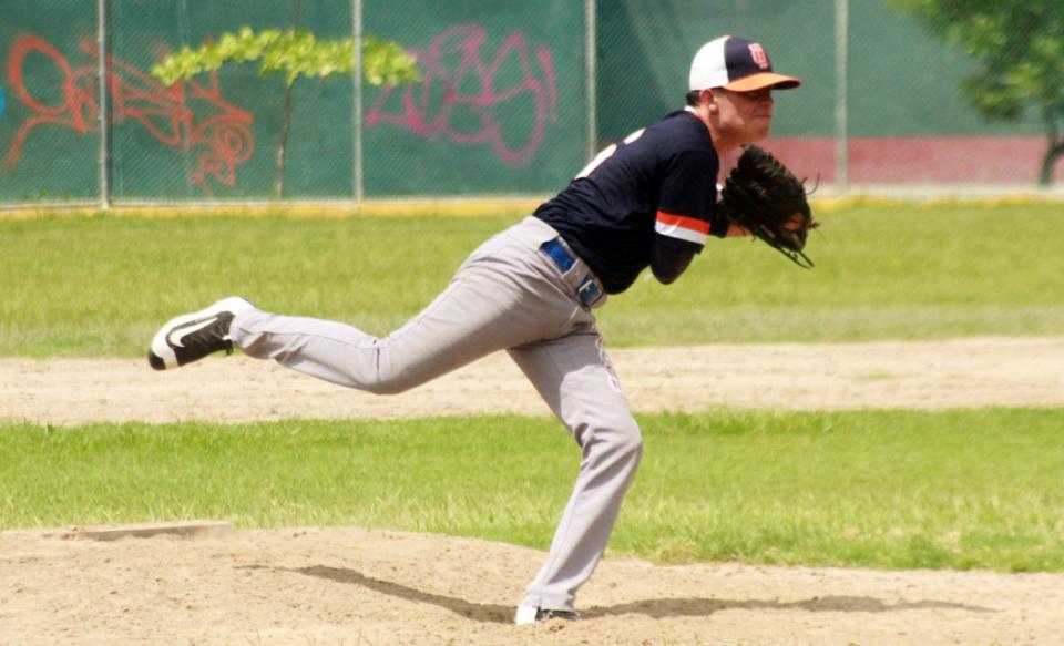 Beisbol Delfi-Tepic 01 EN PARTIDO DE BEISBOL… Tigres vencen a Delfines