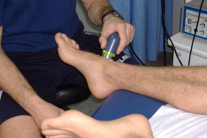 Lesiones deportivas Prevención y atención de Lesiones