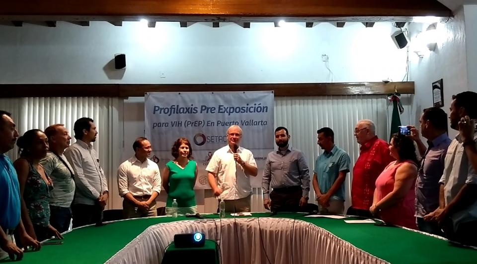 03Bahía Lanzan en Vallarta nuevo de medicamento para prevenir VIH