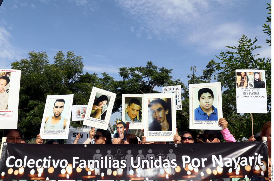 03Bahía Tema del Día Exigen en Jalisco identificar cuerpos