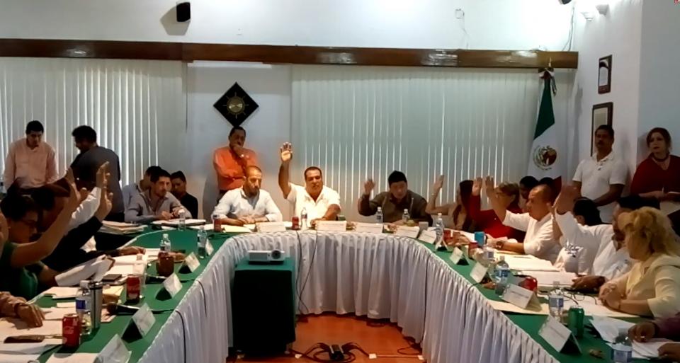 06Bahía (2) La sociedad no se siente representada por sus regidores: López Aréchiga