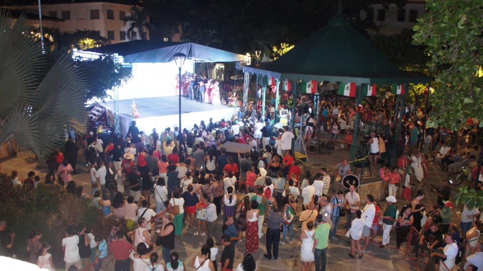 SONY DSC Operativo de Seguridad de las Fiestas Patrias: saldo blanco