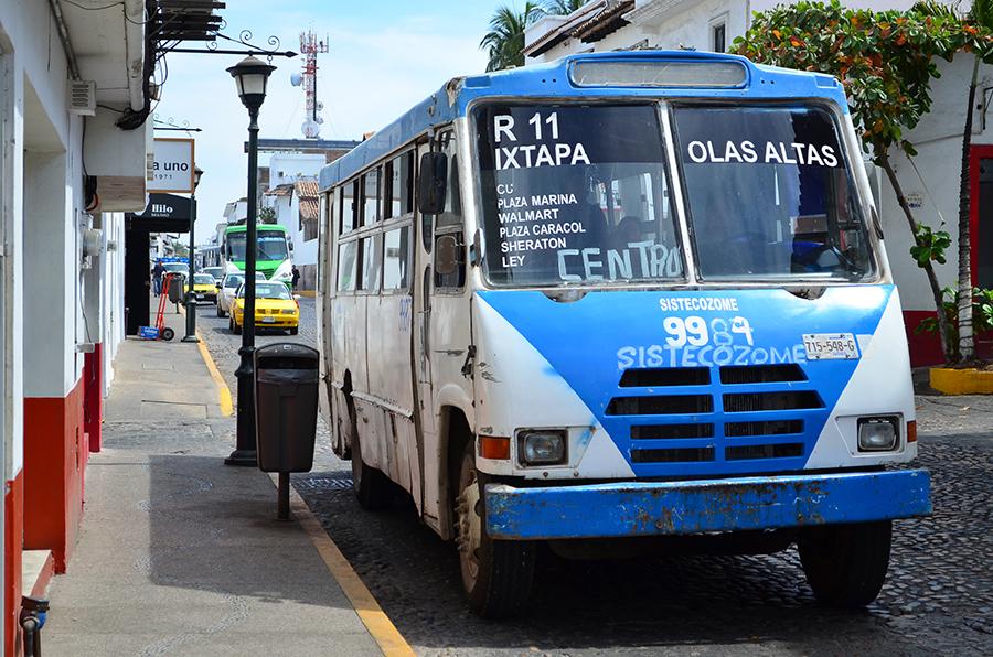 12y13Bahía (4) Cambio de unidades altera el servicio del transporte público en Llanitos