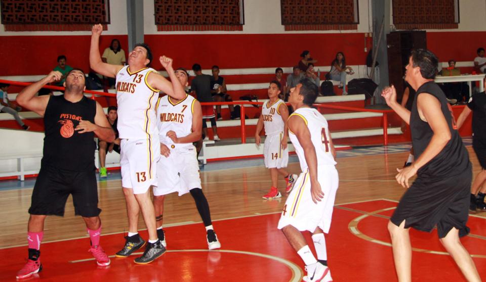 22y23Deportes (1) Zorros vencen a Toros
