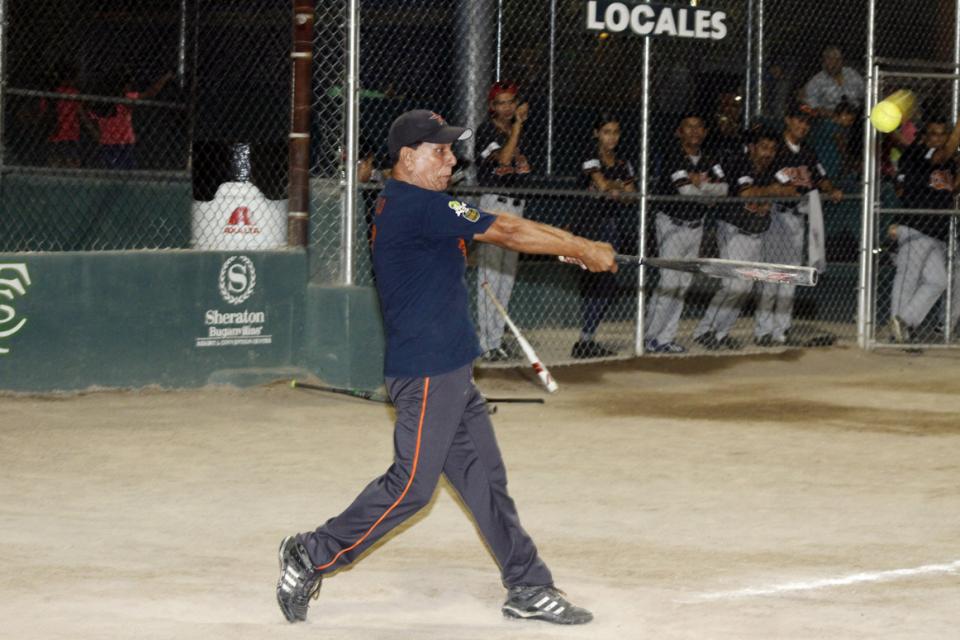 24y25Deportes (1) Los Amigos ya ganaron