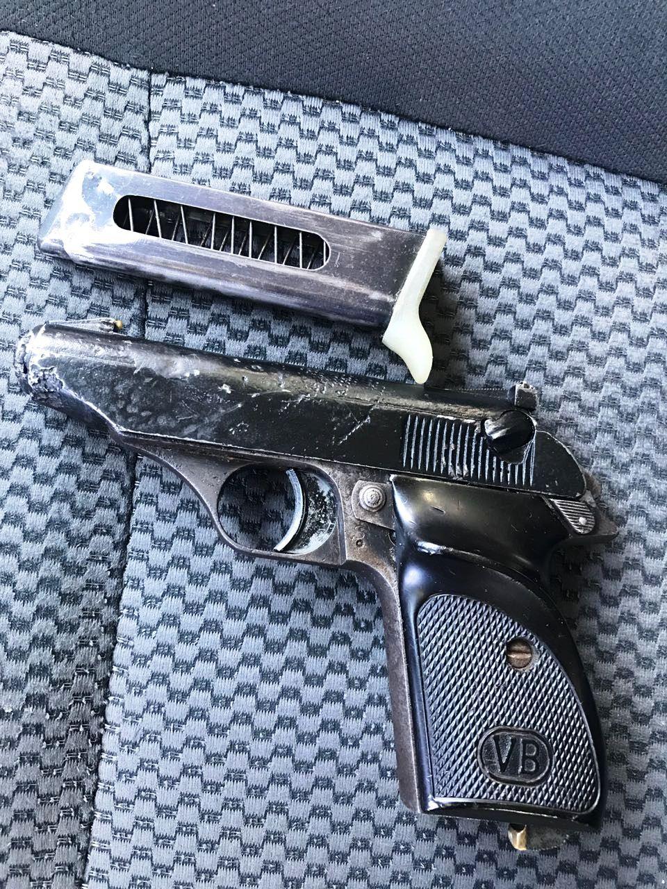 30Sucesos (2) Amenazaba a su familia con pistola