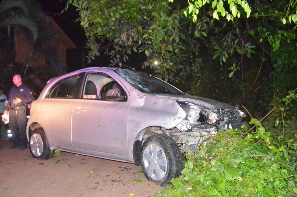 30y31Sucesos (2) Se volcó en Playa Grande