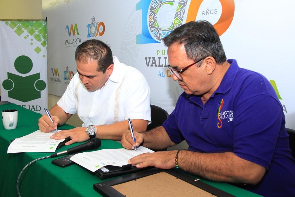 COMUNICADO 2884-Firma carta intenci_n-Ineejad-Lgbt (1) Puerto Vallarta es punta de lanza en educación incluyente
