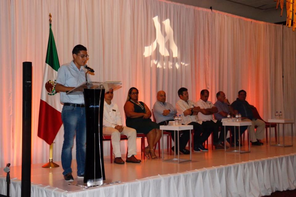 COMUNICADO 2893-DIF-Programa YCI (1) DIF Vallarta apoya a jóvenes en su preparación laboral