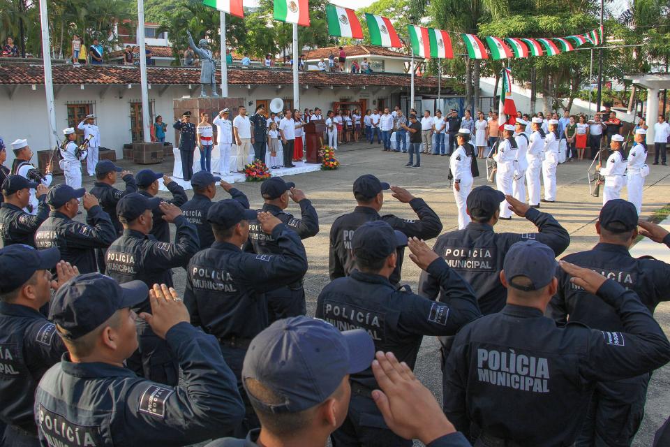 COMUNICADO 2915-Ceremonia cívica-inicio de la independencia (1) Conmemoran el 208 aniversario del inicio de la Independencia