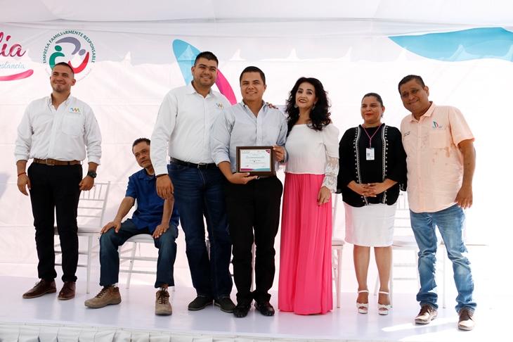 COMUNICADO 2920-DIF-3er Informe-donaciones (1) Recibió DIF donaciones por más de 3 millones de pesos