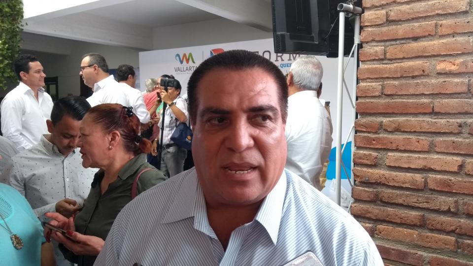 Fernando nota C Habrá cambio en direcciones de Puerto Vallarta: Dávalos