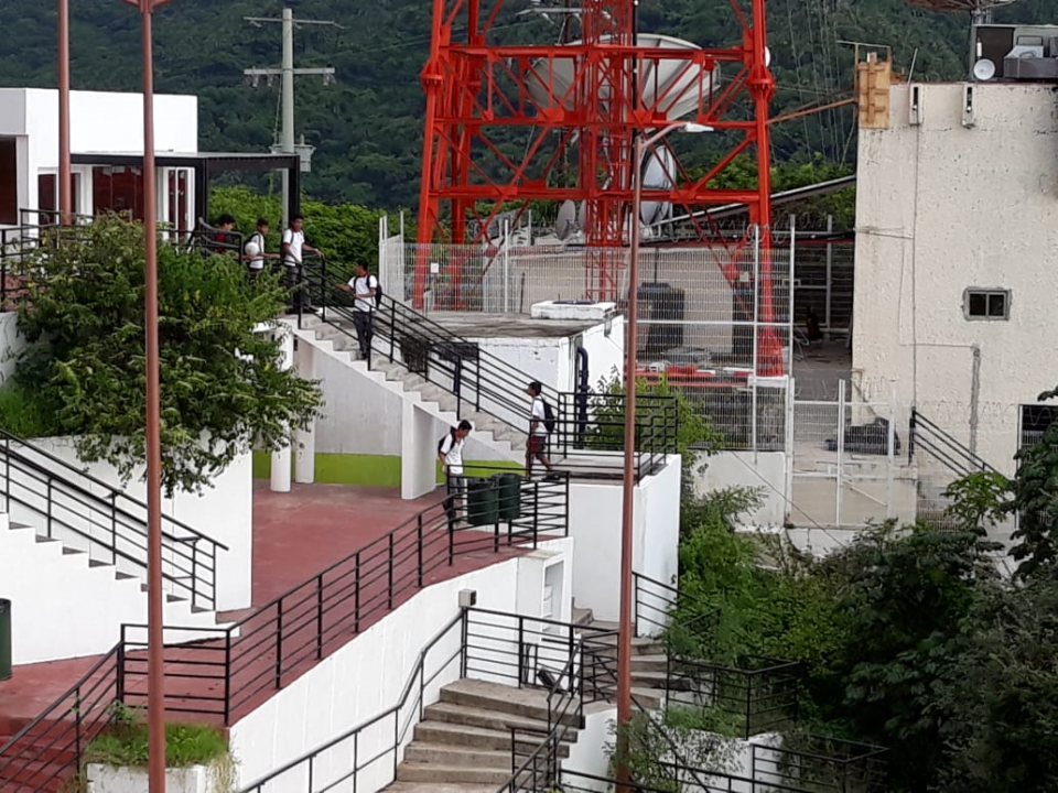 brenda 10 nota d Exhortan a ciudadanos a no rayar el Mirador de la Cruz