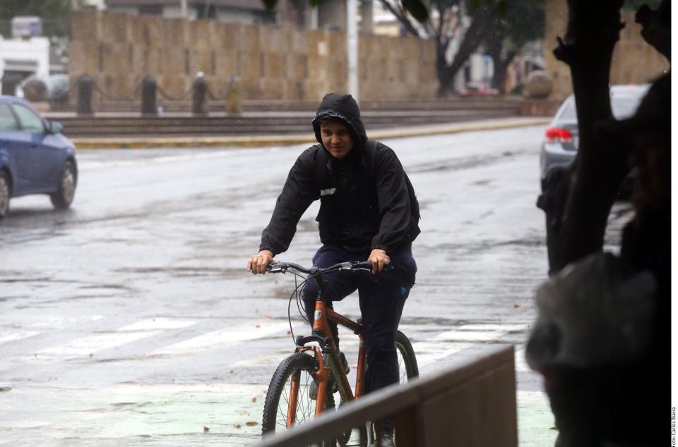06y07Bahía Tema del Día (4) En gran parte del país habrá tormentas y lluvia