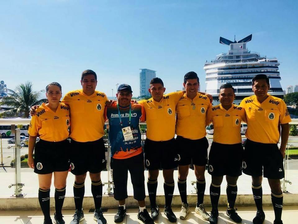 24y24Deportes (5) Convocan a capacitación para árbitros de fútbol