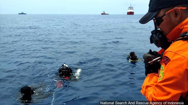 31sucesos Rescatistas captan señal de caja negra de avión siniestrado en Indonesia