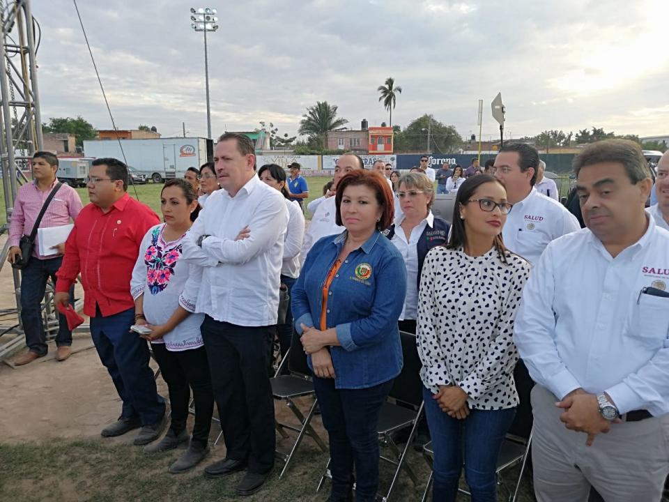 04y05Bahía Tema del Día (8) Acota compromisos a conocer fondos