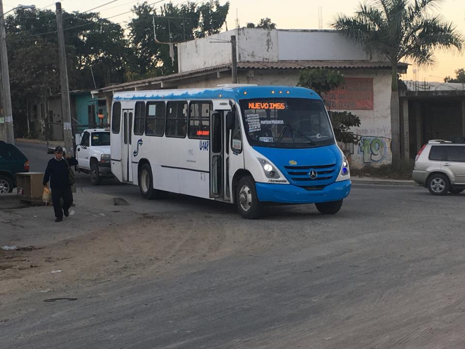 12y13Bahía (10) Cuenta El Pitillal con cuatro ejes viales