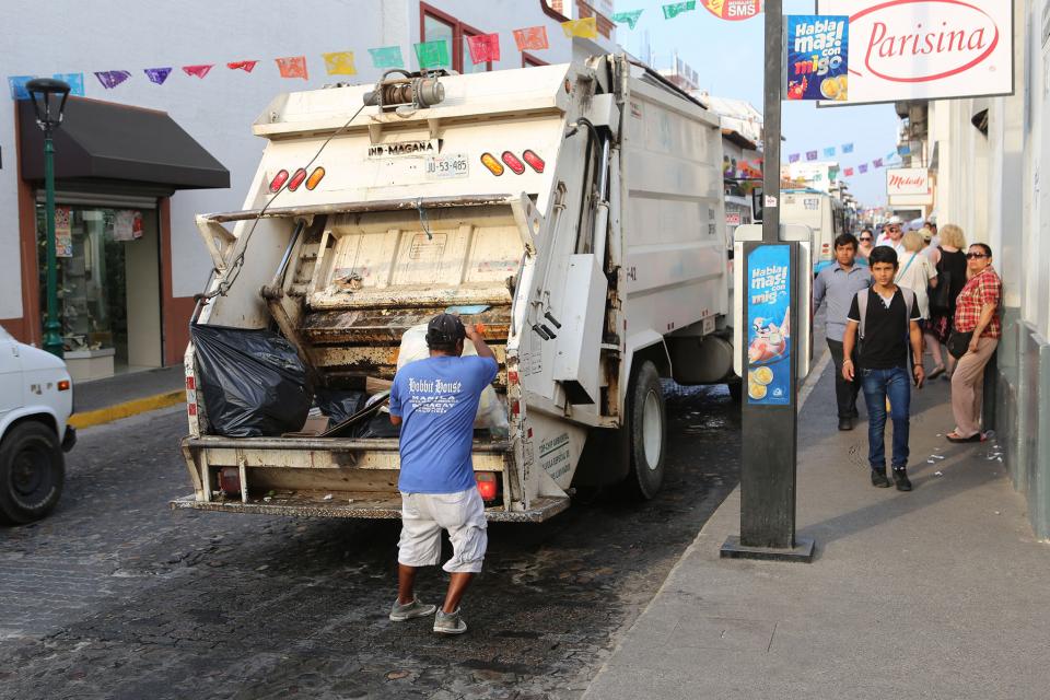 12y13Bahía (4) Gobierno Municipal redobla esfuerzos por limpieza de Puerto Vallarta