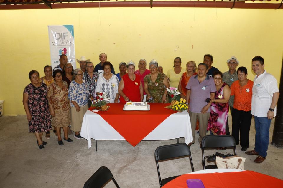 12y13Bahía (5) Promueve DIF una vida activa con los grupos de la tercera edad
