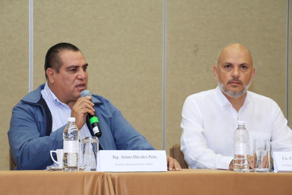 19Bahía (1) Llama alcalde a fortalecer la actividad turística de Vallarta
