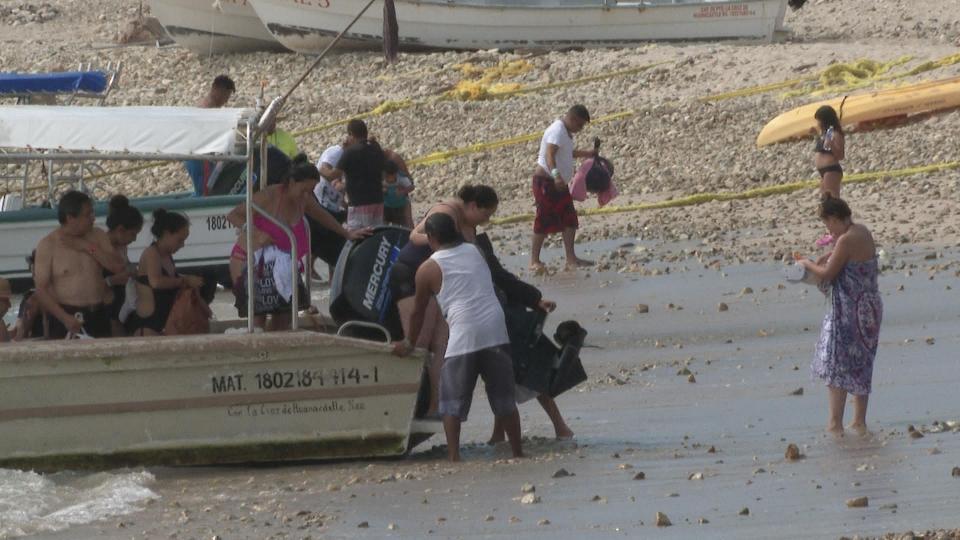22y23Bahía (4) La temporada alta llega a Punta de Mita