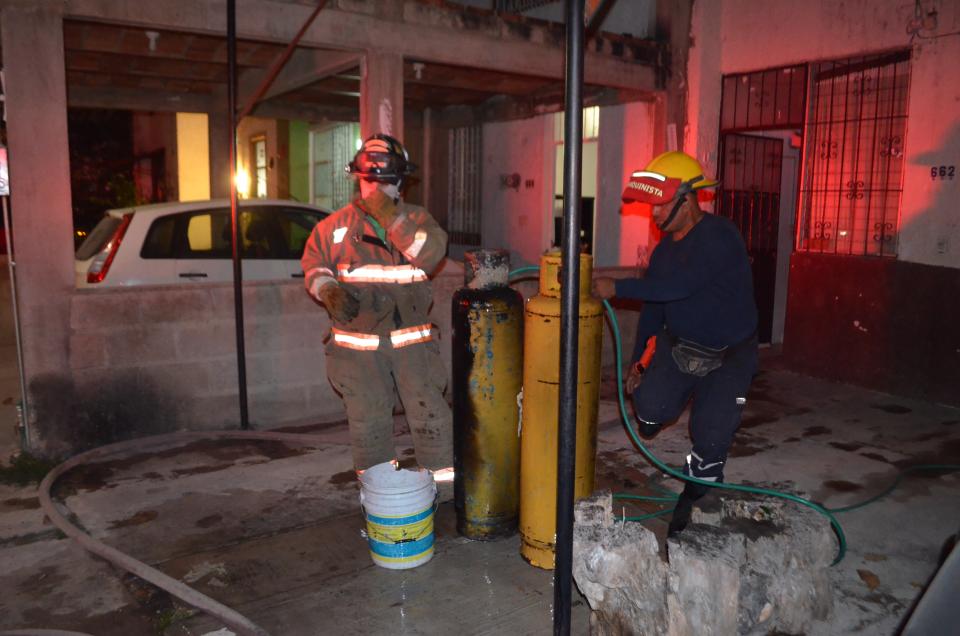 30Sucesos (1) Ardió tanque de gas
