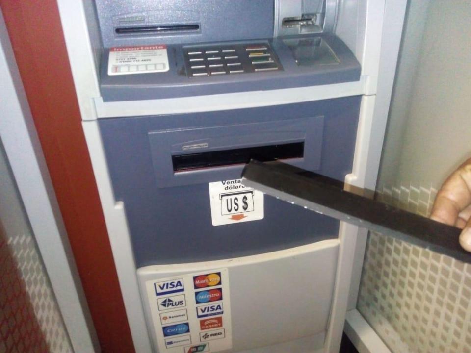 30y31Sucesos (2) Banda de ladrones opera en cajeros automáticos