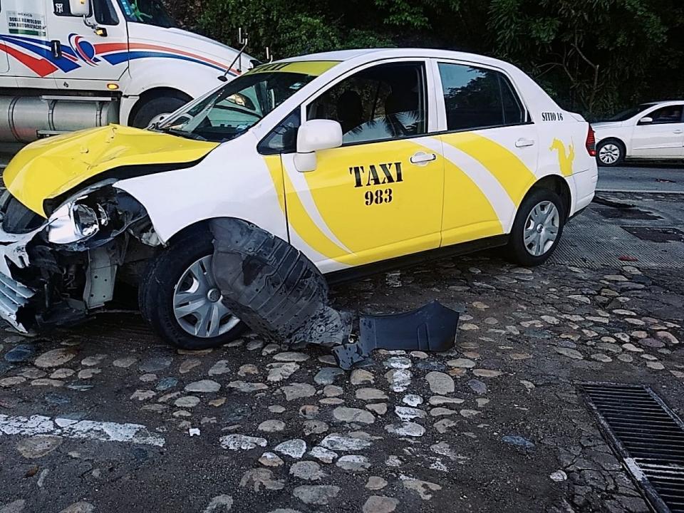 30y31Sucesos (6) Trasladan a Guadalajara a los heridos por accidente de moto