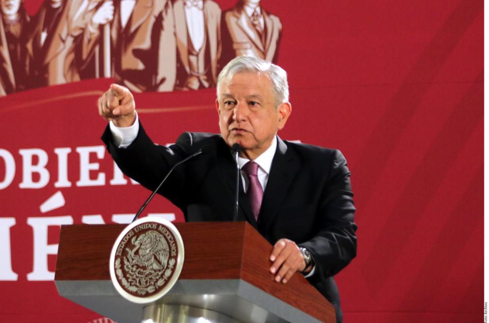 03Bahía Tema del Día Gobiernos permitieron huachicoleo: AMLO