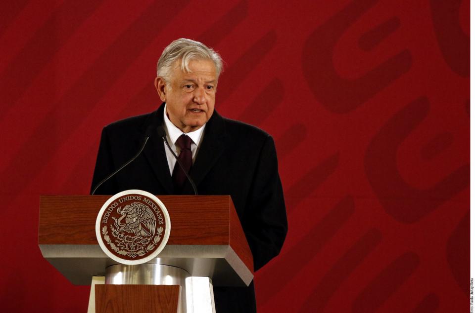 04y05Bahía Tema del Día (1) Presume AMLO menos huachicol