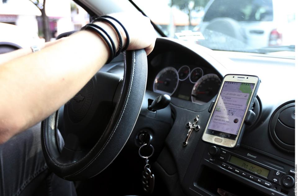 10y11Bahía (2) Rechazan en Bahía la posible salida de Uber