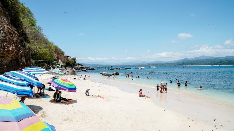 10y11Bahía (3) Nadie pone orden al aumento a la tarifa del transporte conurbado