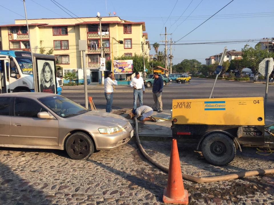 12y13Bahía (1) Buscan fuga de agua en Palmar de Aramara